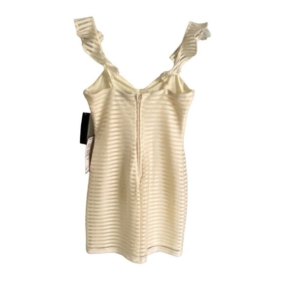 City Studio Little White Dress with Flutter Strap Sleeves and Cut Out Size 9 NEW - Picture 5 of 10